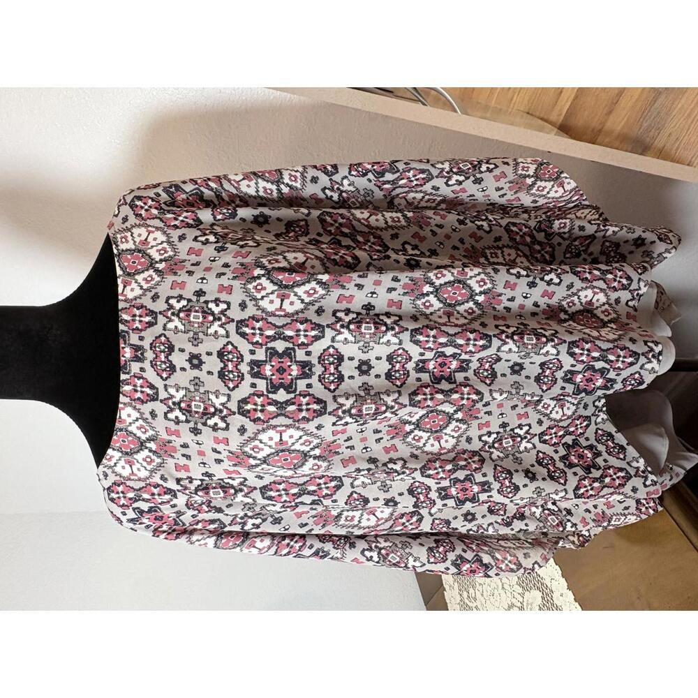 Ariat XL Loose Fit Geometric Pattern Blouse